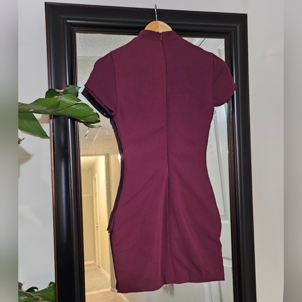 HOUSE OF CB 'Alia' Mulberry Mini Dress - Picture 2 of 6
